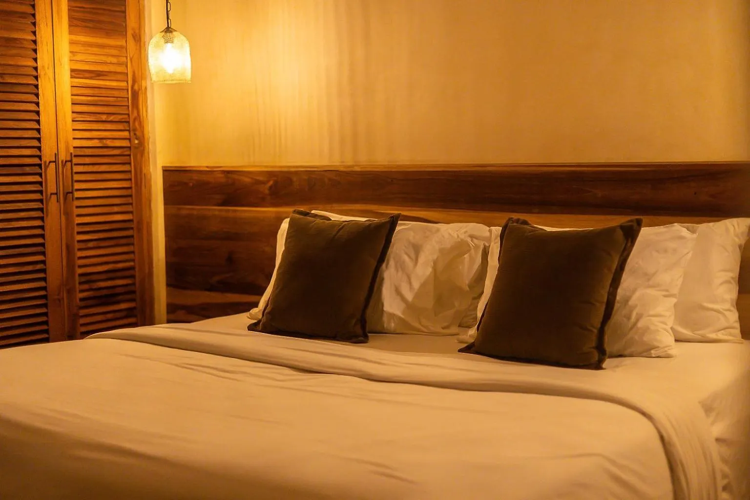 Hotel Lulu'S Villas Uluwatu  Indonesia